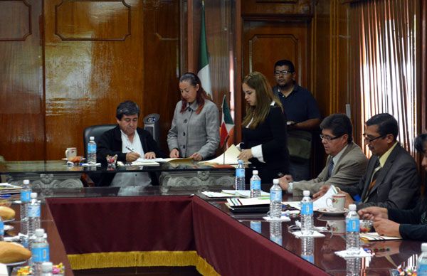  Chimalhuacán promueve la participación social para mejorar la calidad educativa 