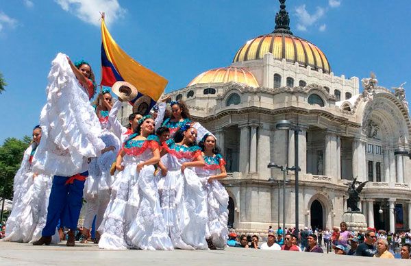  Suma Antorcha un mes de protestas culturales en demanda de justicia