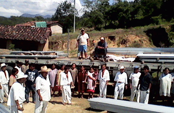 Logra Antorcha 100 paquetes de vivienda rural para familias de Costa Chica