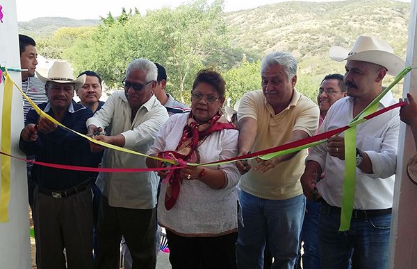 Lleva Antorcha 16 mdp en obras a Cuayuca