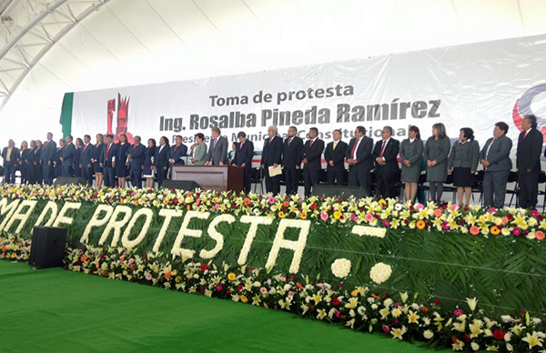 Toma protesta Rosalba Pineda como presidenta de Chimalhuacán