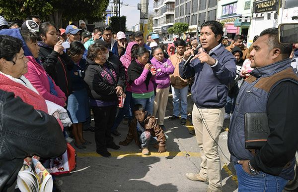 Habitantes de Texcoco solicitan permisos para obras de electrificación