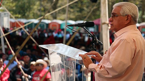 Festejan 20 mil antorchistas de la Sierra Norte 30 años de lucha 