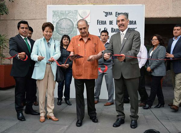 Inauguran diputados expo-venta de Chimalhuacán y Texcoco en San Lázaro