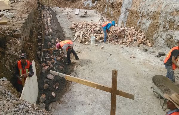 Millonaria inversión en carreteras de Villa Hidalgo