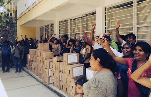 Material de construcción y despensas para familias de Hueycantenango y Chilapa