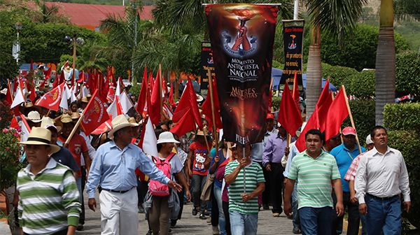 Conmemoran a Mártires Antorchistas