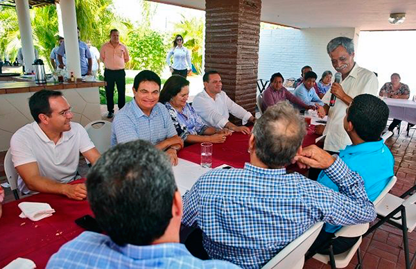 Gobierno Estatal y Antorcha dan seguimiento a acuerdos