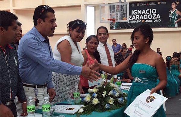 Primaria antorchista del Saber celebra su clausura de cursos