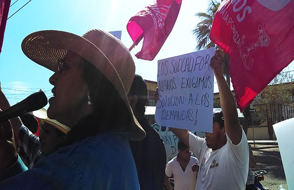 Protestan antorchistas por incumplimiento de Sedatu