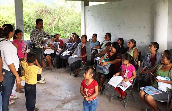  Inicia lucha para obtener la clave de Bachillerato en Huamuxtitlán