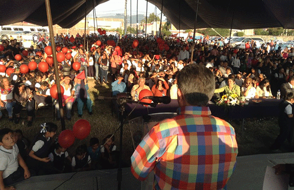 Inició la construcción del Centro Escolar  Maestro Aquiles Córdova Morán