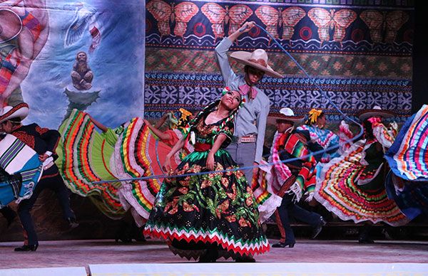  Bailarines demostrarán sus habilidades en la 