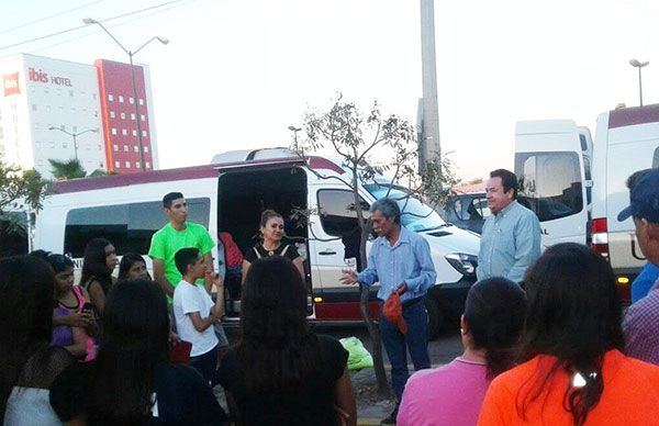 Despiden autoridades estatales a jóvenes deportistas