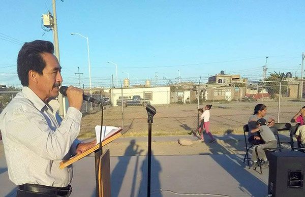 Festejan a las madres de la colonia Luz del Carmen