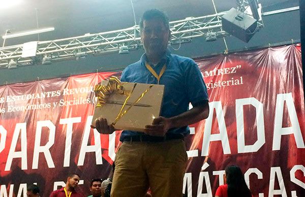 Primer y segundo lugar obtiene la Cd.de México  en la V Espartaqueada Nacional de Matemáticas 2017