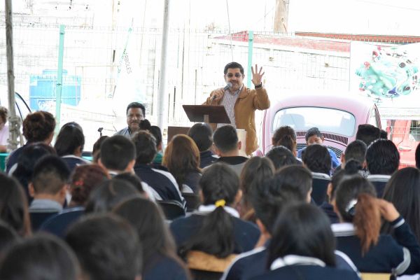 Sólo la unión del pueblo puede lograr el cambio que México necesita. 