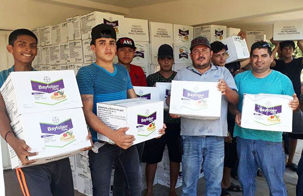   Productores de temporal son beneficiados con fertilizante