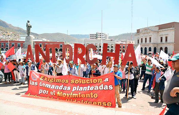 Munícipe de Tlaxcoapan no da solución a demandas de gobernados