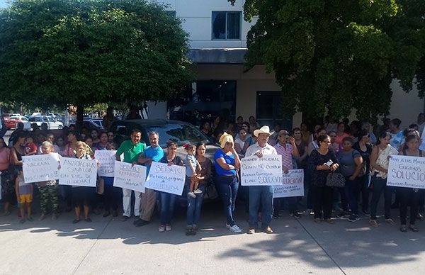 Por vivienda protestan en delegación de Sedatu 