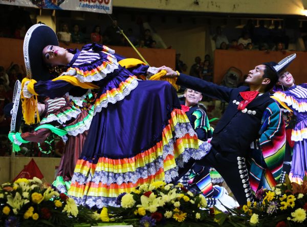 Un jocundo Jarabe Tapatío