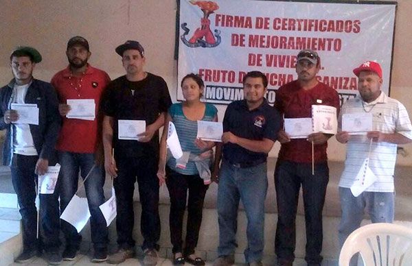 Familias de Guasave y Sinaloa se benefician con vivienda