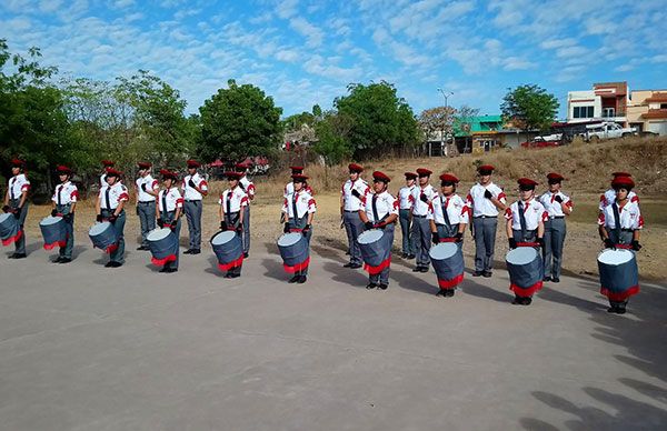 Antorcha Magisterial celebra 3er.Concurso Interno de Escoltas 