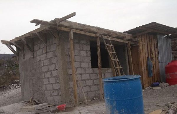 Avanza construcción de viviendas en colonias de Chilpancingo