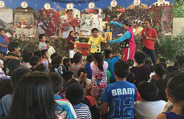 Festejan a los niños en su día, en Espita