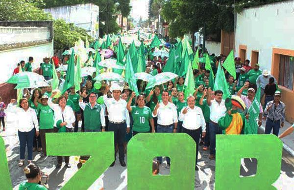 En su cierre de campaña, Lázaro Espinosa se comprometió a llevar progreso a Jaumave 