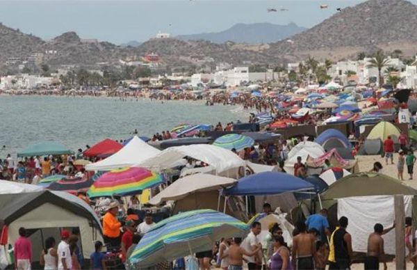 Falta de agua potable en Bahía de Kino 