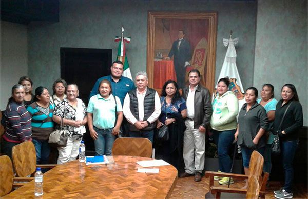 Antorchistas de Matamoros se reúnen con funcionarios del ayuntamiento 