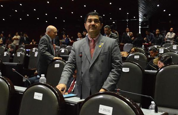 Diputado Brasil Acosta legisla en favor de los pueblos originarios de Texcoco y de México