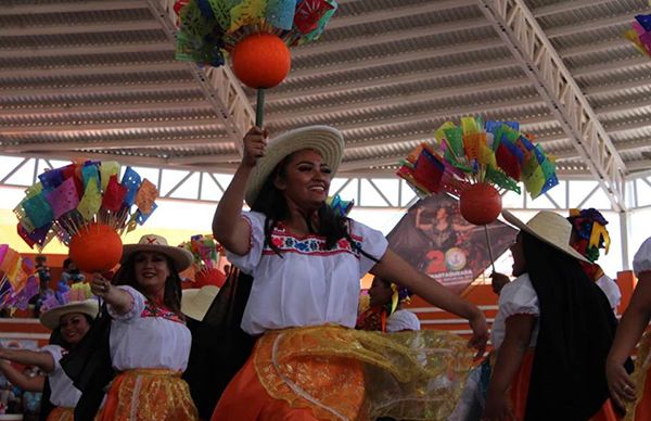 Antorcha impulsa la danza; Veracruz obtiene premios 