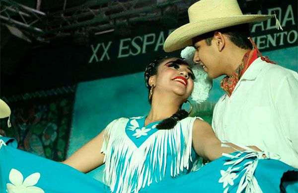 Con Polkas de Chihuahua se abre telón del 5to día de actividades culturales en Tecomatlán