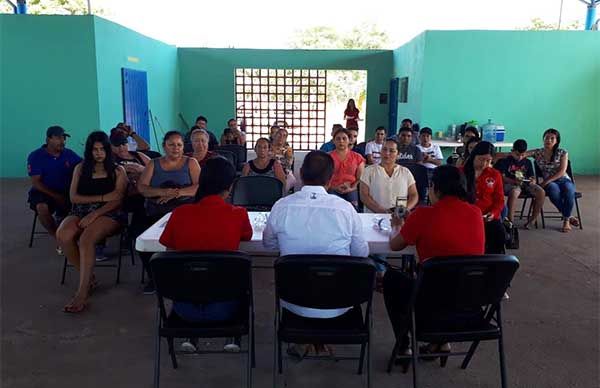 Lleva Antorcha progreso a Emsad de Venustiano Carranza