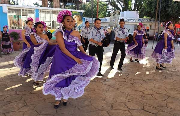 Ballet Espartaco fomenta cultura en el municipio de La Paz 