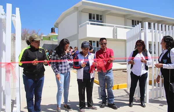 Inauguran aulas en el Bachillerato Juan de Dios Peza