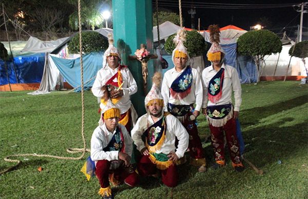 Se presentan danzantes de Zoyotla en la Feria Tecomatlán 2019