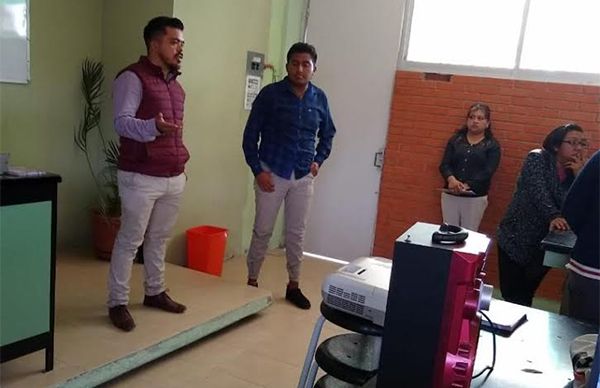 Escuelas antorchistas reciben la visita de estudiantes de Chimalhuacán