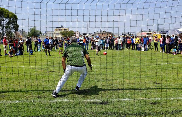 Campo de fútbol con más de 100 años, es remodelado por gestión de Antorcha en Texcoco 