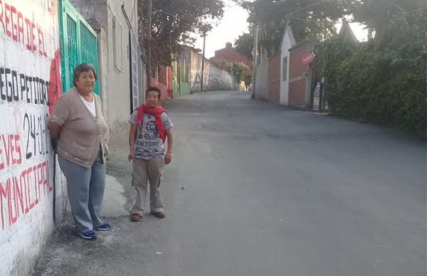 Gestiona Antorcha reencarpetado de la calle Juárez en Nicolás Romero