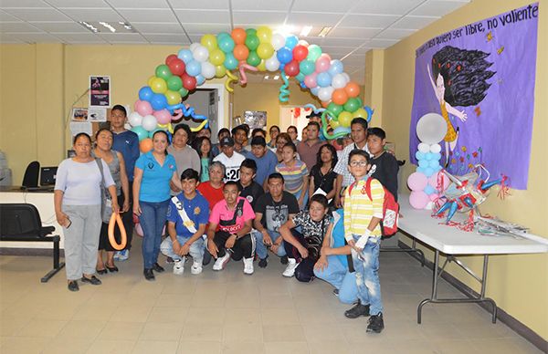 Preceptoria Juvenil local impulsa talleres terapéuticos 