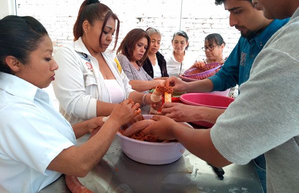 Apoyaremos a comedores comunitarios: Jesús Tolentino Román