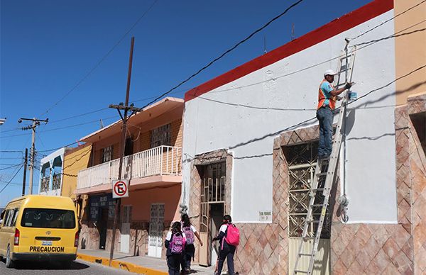 Promueve ayuntamiento programa Juntos pintamos Tepexi