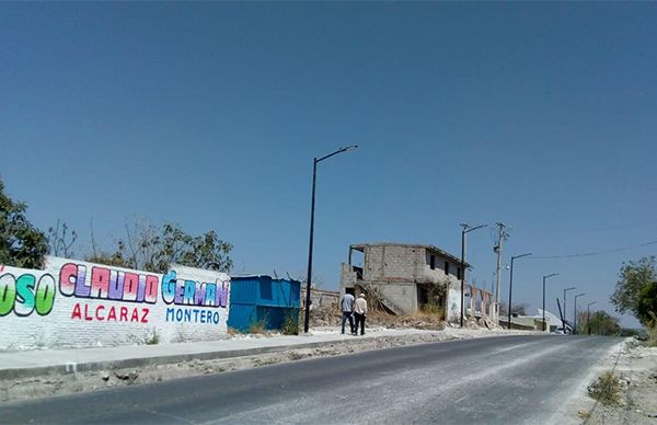 Construye ayuntamiento de Tepexi andador