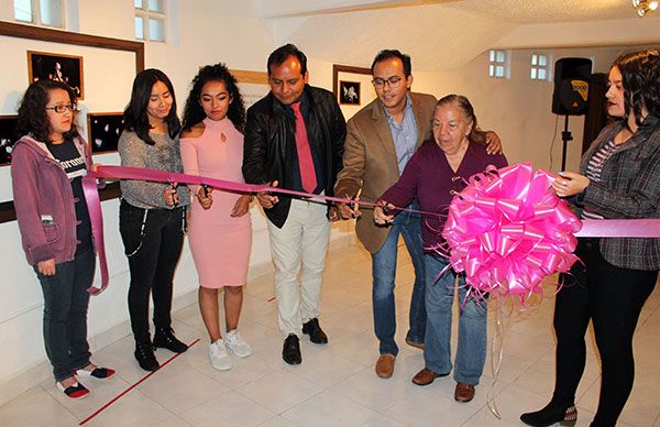Expone el CUT en fotografías arte y deporte, en galería de Ixtapaluca