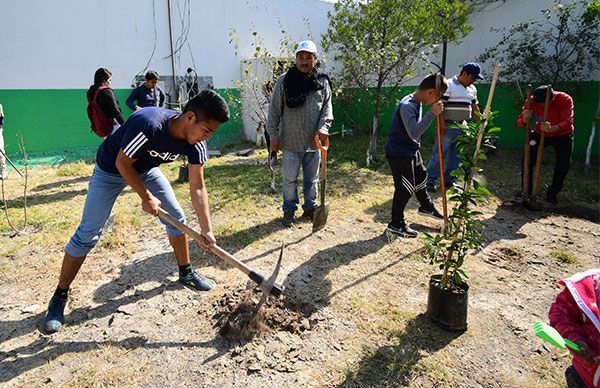 Centro Universitario Chimalhuacán inicia festejos por décimo aniversario