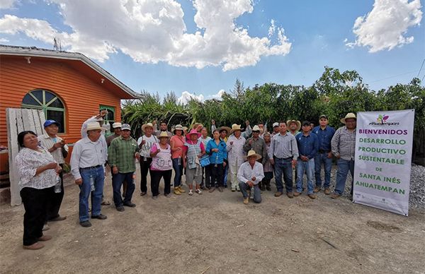 Capacita ayuntamiento de Ahuatempan a productores agrícolas
