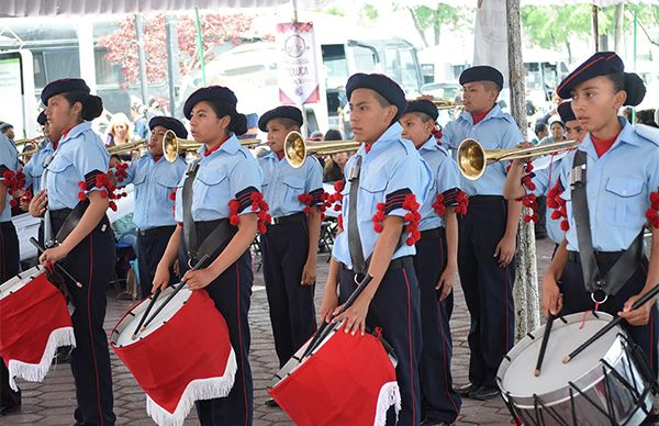 Realiza Antorcha Octavo Concurso Estatal de Bandas de Guerra